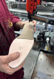 Fabi Boutique - La nostra produzione - ATTACHMENT OF UPPER AND LAST