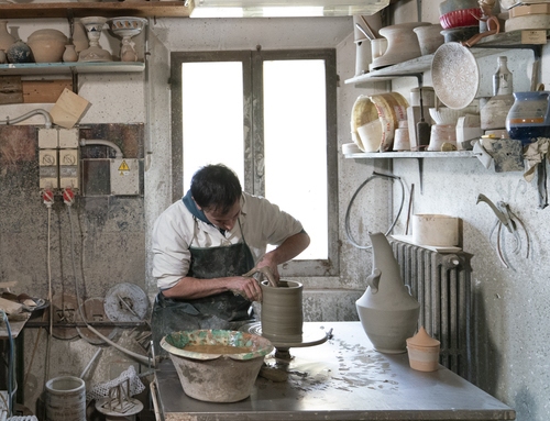 Leggi la storia di<br><b>Ceramica Gatti</b>