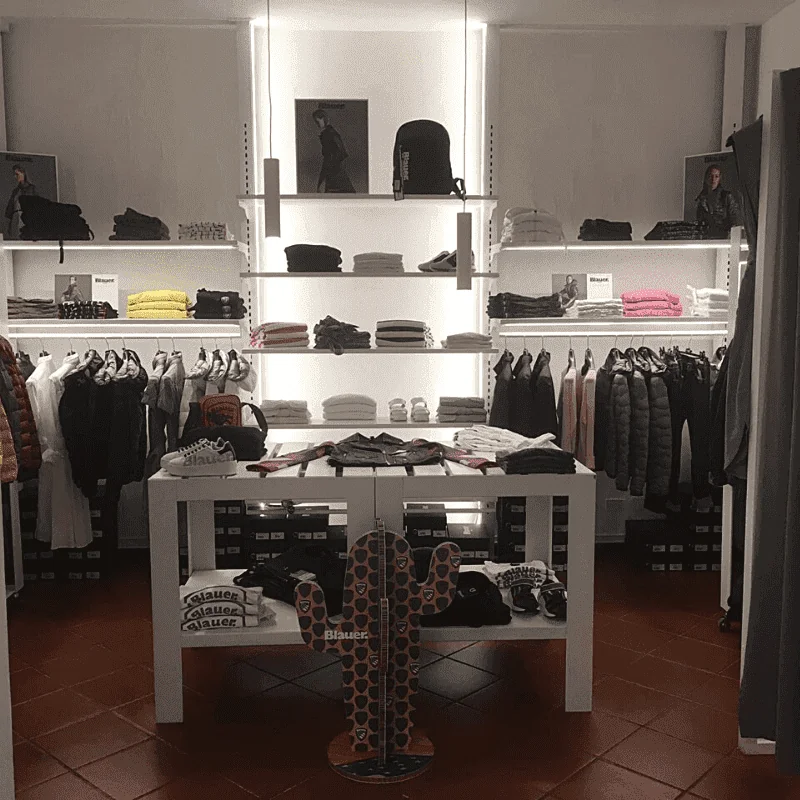 BLAUER STORE PUNTALDIA