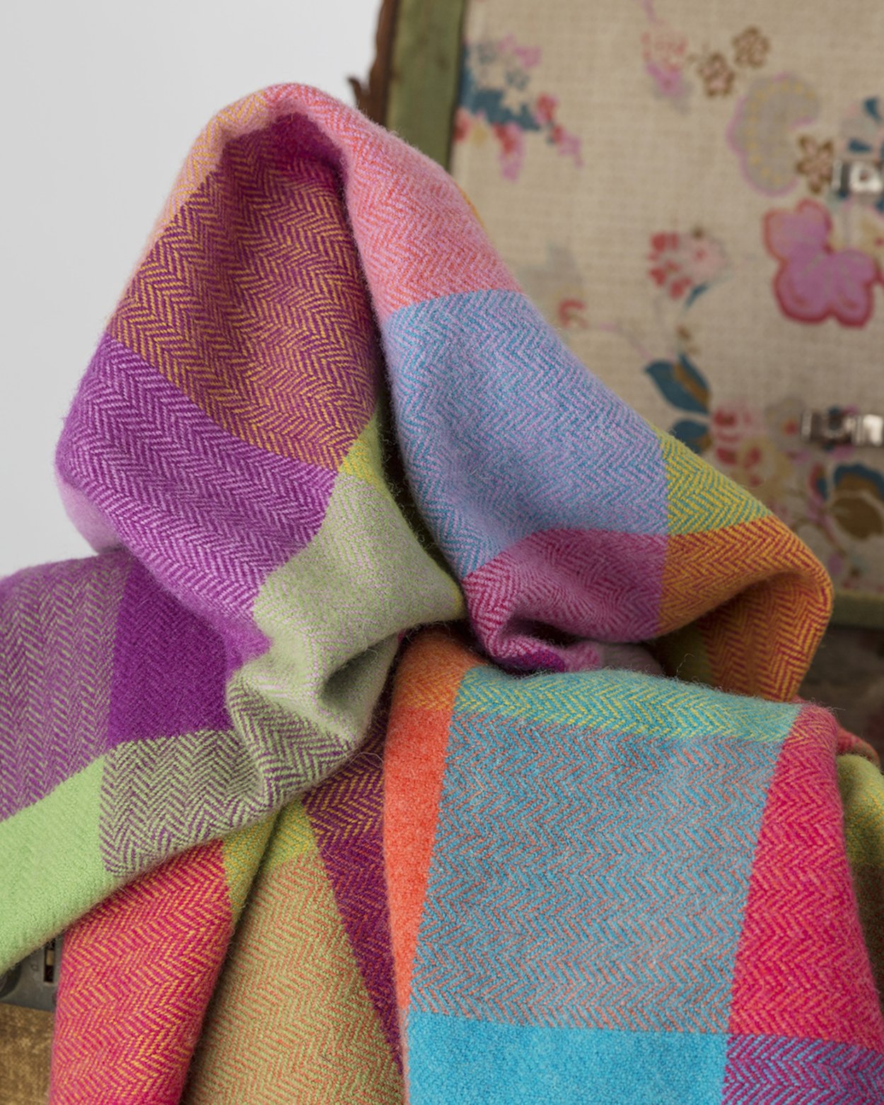 Made in Ireland 100% Pure Wool Throw by Avoca Design: Mahon 