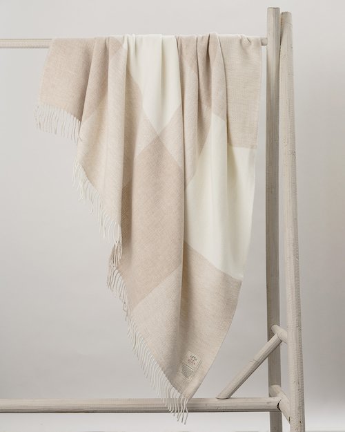 Cashmere Throws and Blankets in a Woven Blend Avoca