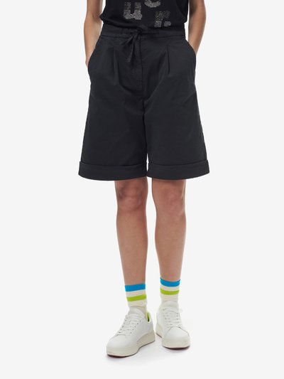 SHORTS WITH STRAIGHT LEG