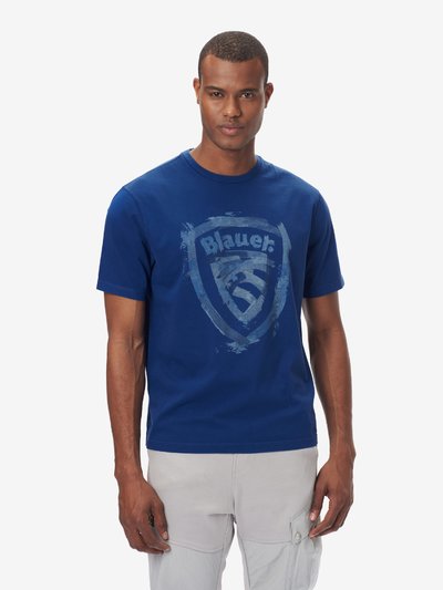 T-SHIRT WITH PAINTED EFFECT BLAUER SHIELD