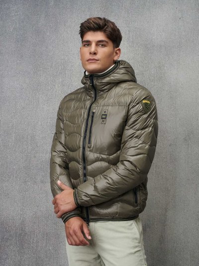 LIGHTWEIGHT WAVE QUILTED JACKET