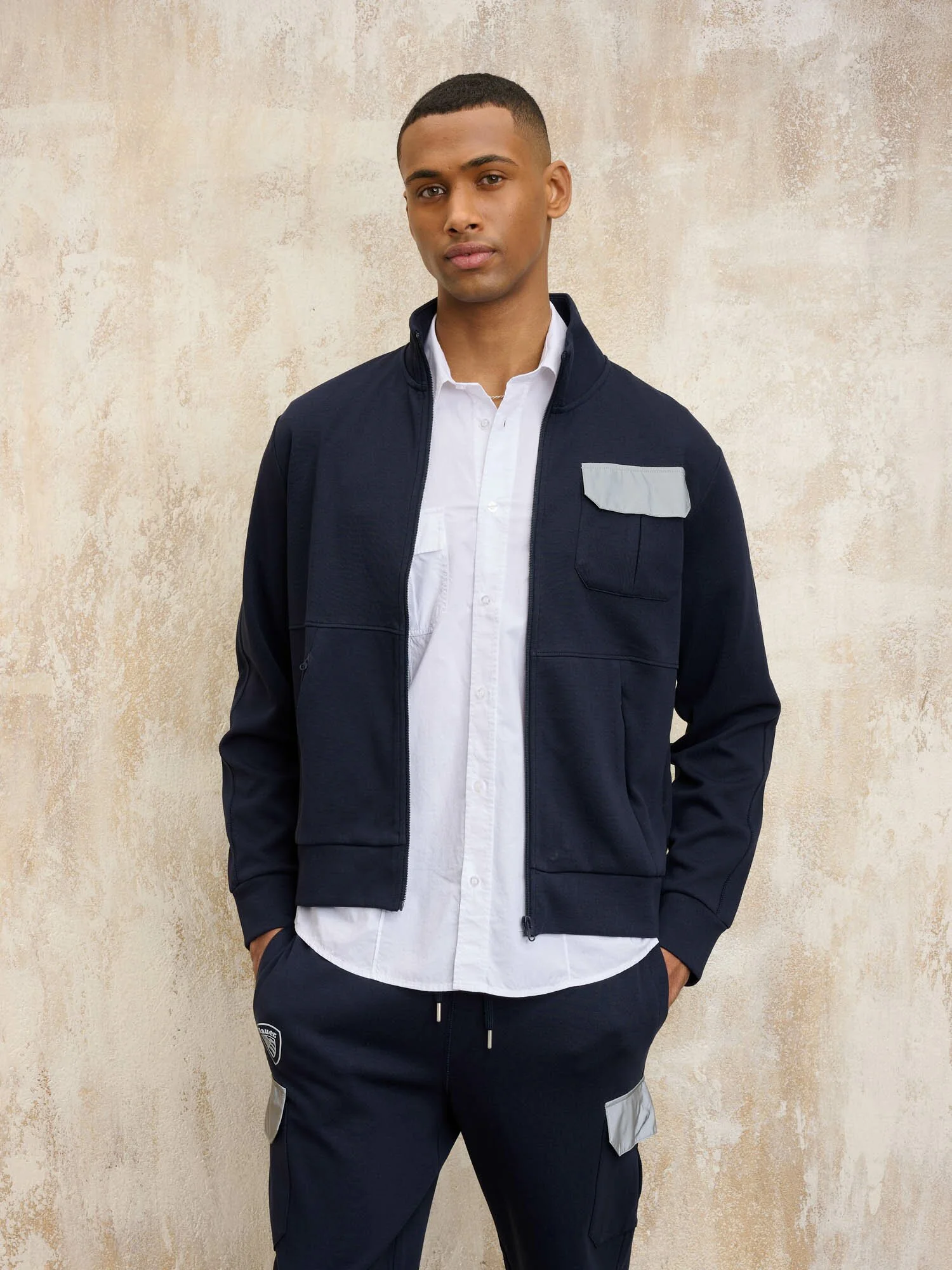 Blauer - WALTON SWEATSHIRT WITH SMALL POCKET - Blue - Blauer