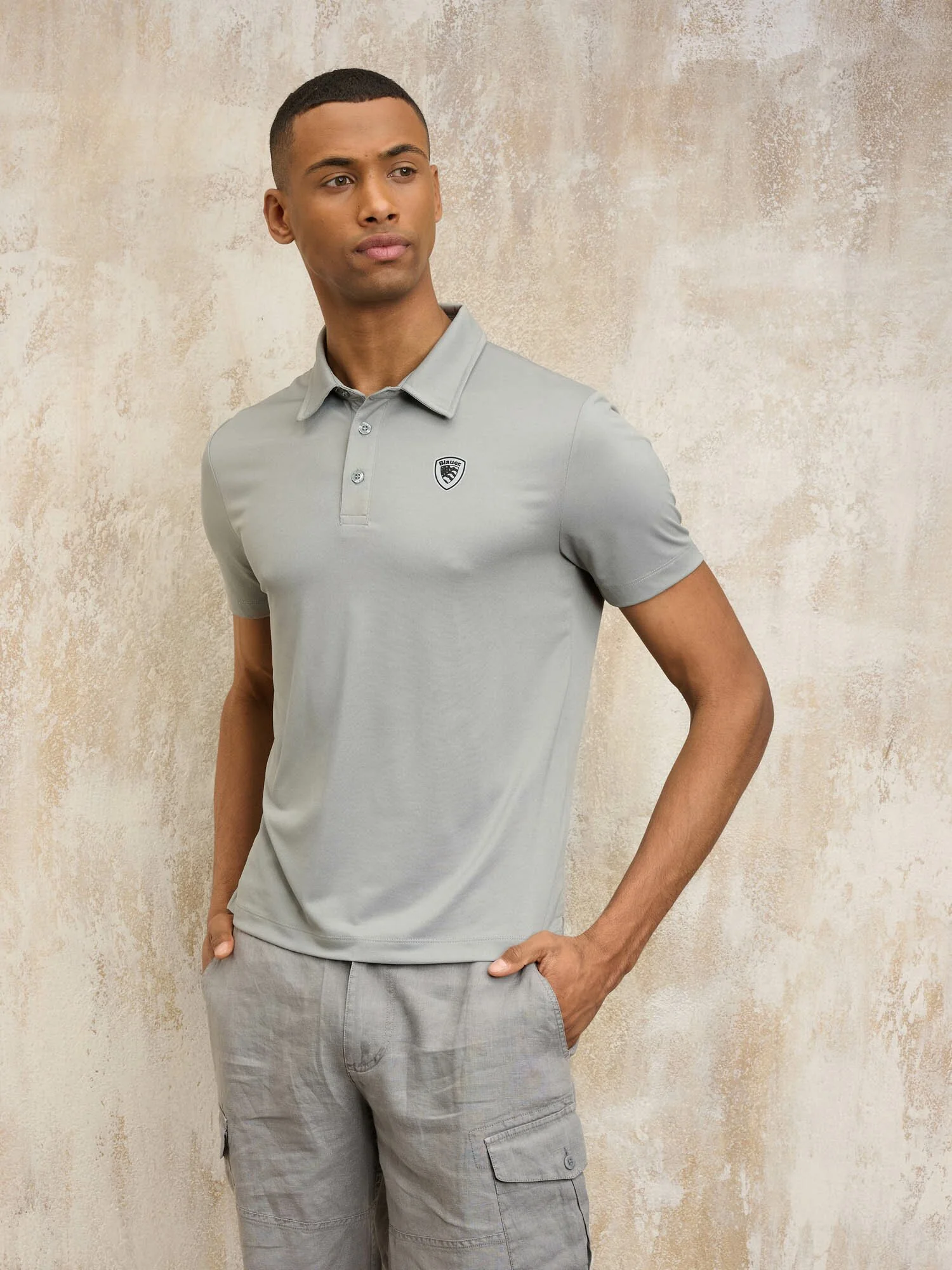 doublet【超貴重】 / BLEACHED POLO SHIRT Men's heavyweight T-shirt with bleached Oval D logo | Diesel