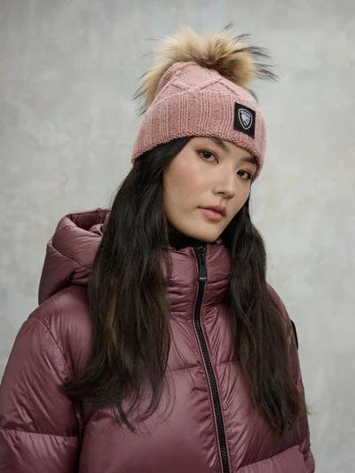 BRAIDED HAT WITH POM POM DACIA