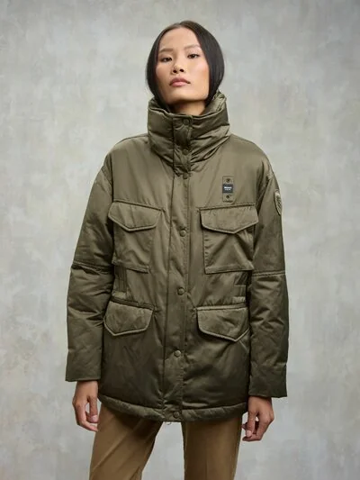BLOUSON AUS GLÄNZENDEM SATIN NINTH