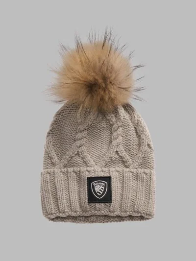 DACIA HAT WITH BRAIDS AND POM POMS