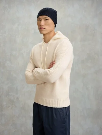 PULLOVER MIT KAPUZE JACOBBE