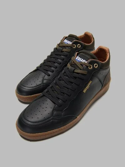 Shoes display picture 3