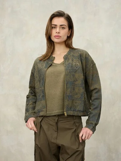 FELPA STAMPATA CLEAVES