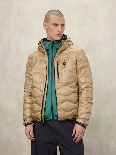 DOUDOUNE AVEC CAPUCHE ET POCHETTE WAVE