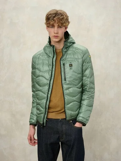 DOUDOUNE AVEC CAPUCHE ET POCHETTE WAVE