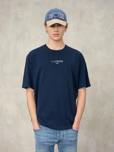 T-SHIRT SHIELD ON BACK HOWLAND