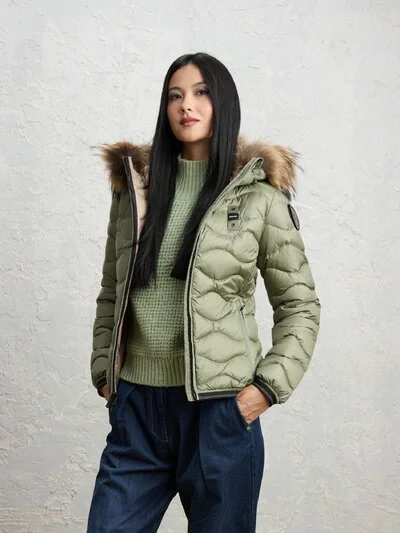 KURZE GEPOLSTERTE DAUNENJACKE ALDIE