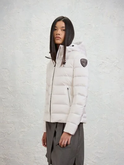KURZE GEPOLSTERTE DAUNENJACKE CHARME