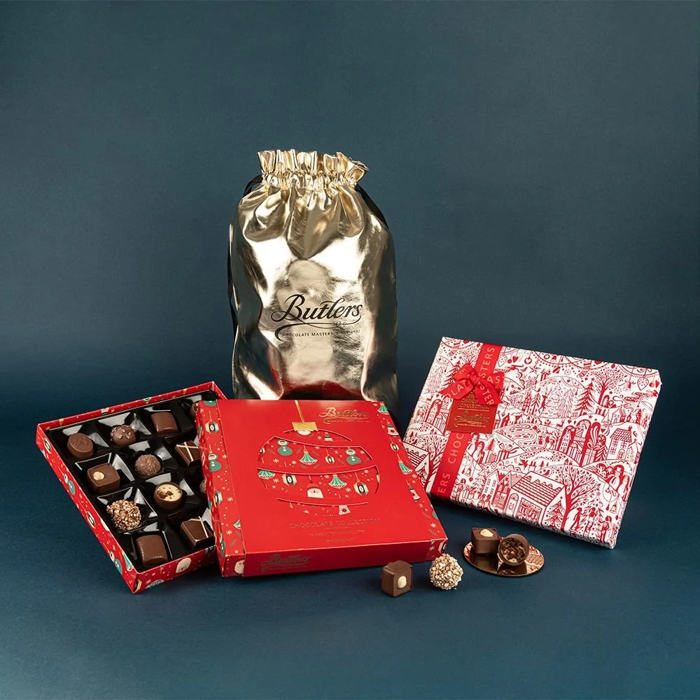 Season’s Greetings Gold Gifting Bag