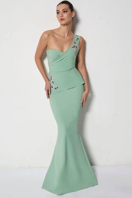 Sarad Gown