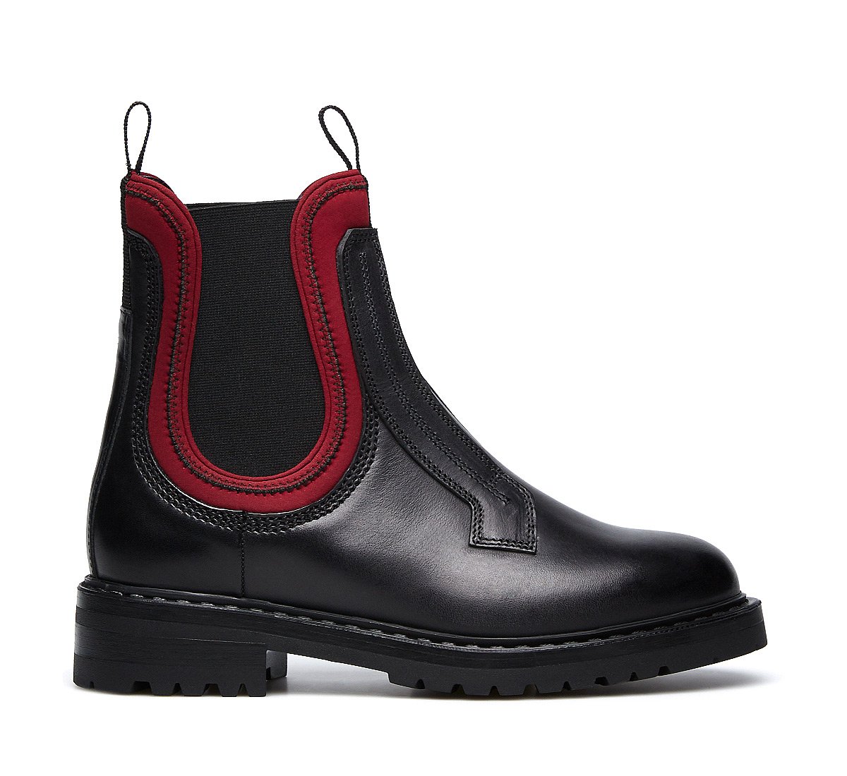 Barracuda all-black Beatle boots