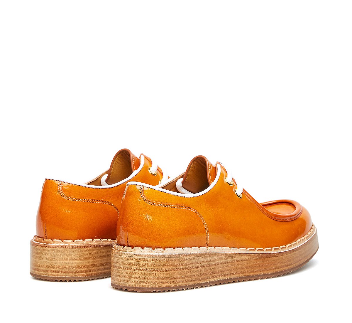 Barracuda lace-ups in exquisite calfskin