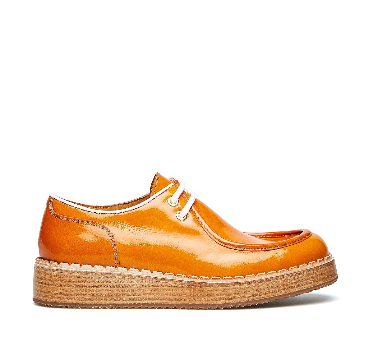 Barracuda lace-ups in exquisite calfskin