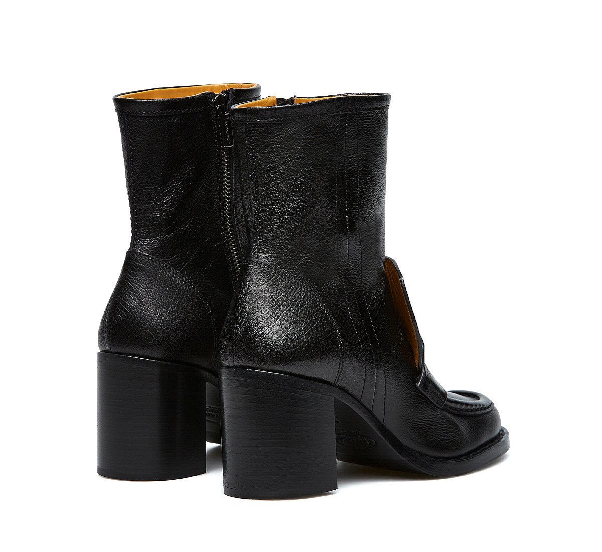 Barracuda ankle boots in soft buffalo leather
