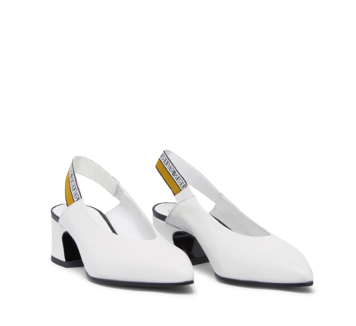 Slingback in morbida nappa