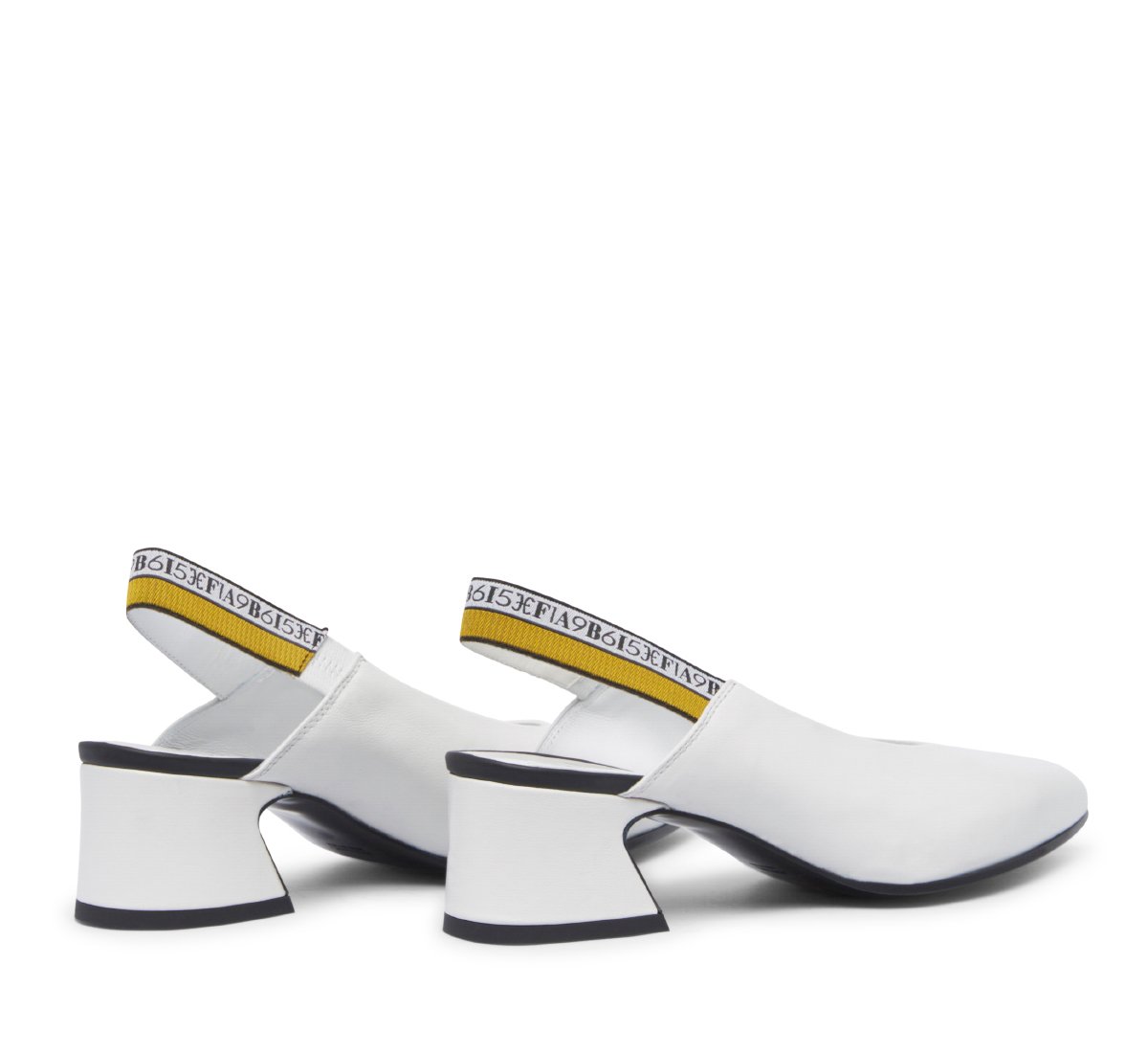 Slingback in morbida nappa