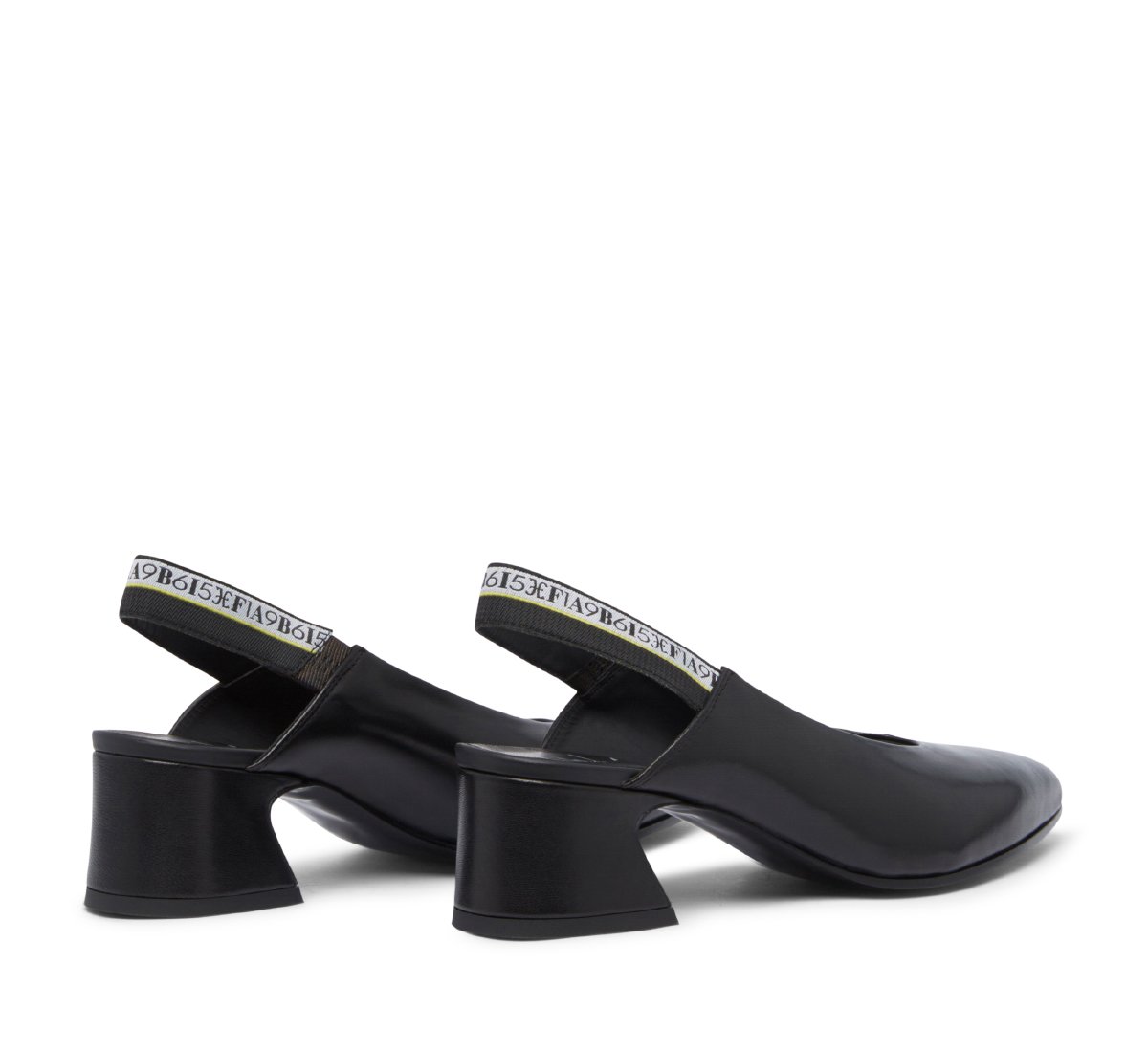 Slingback in morbida nappa
