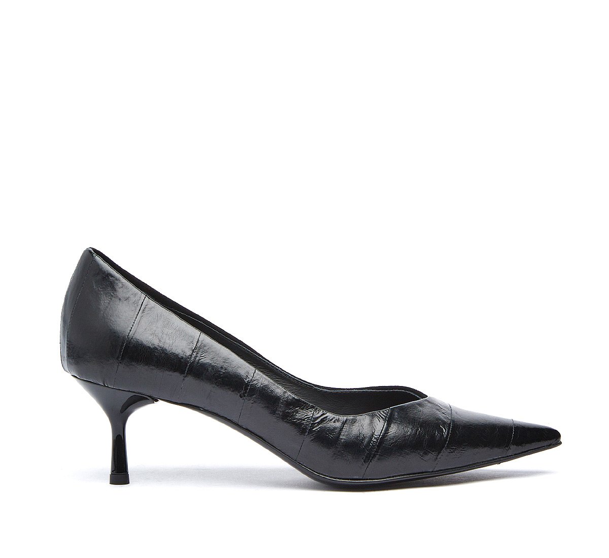 Courts in calf leather