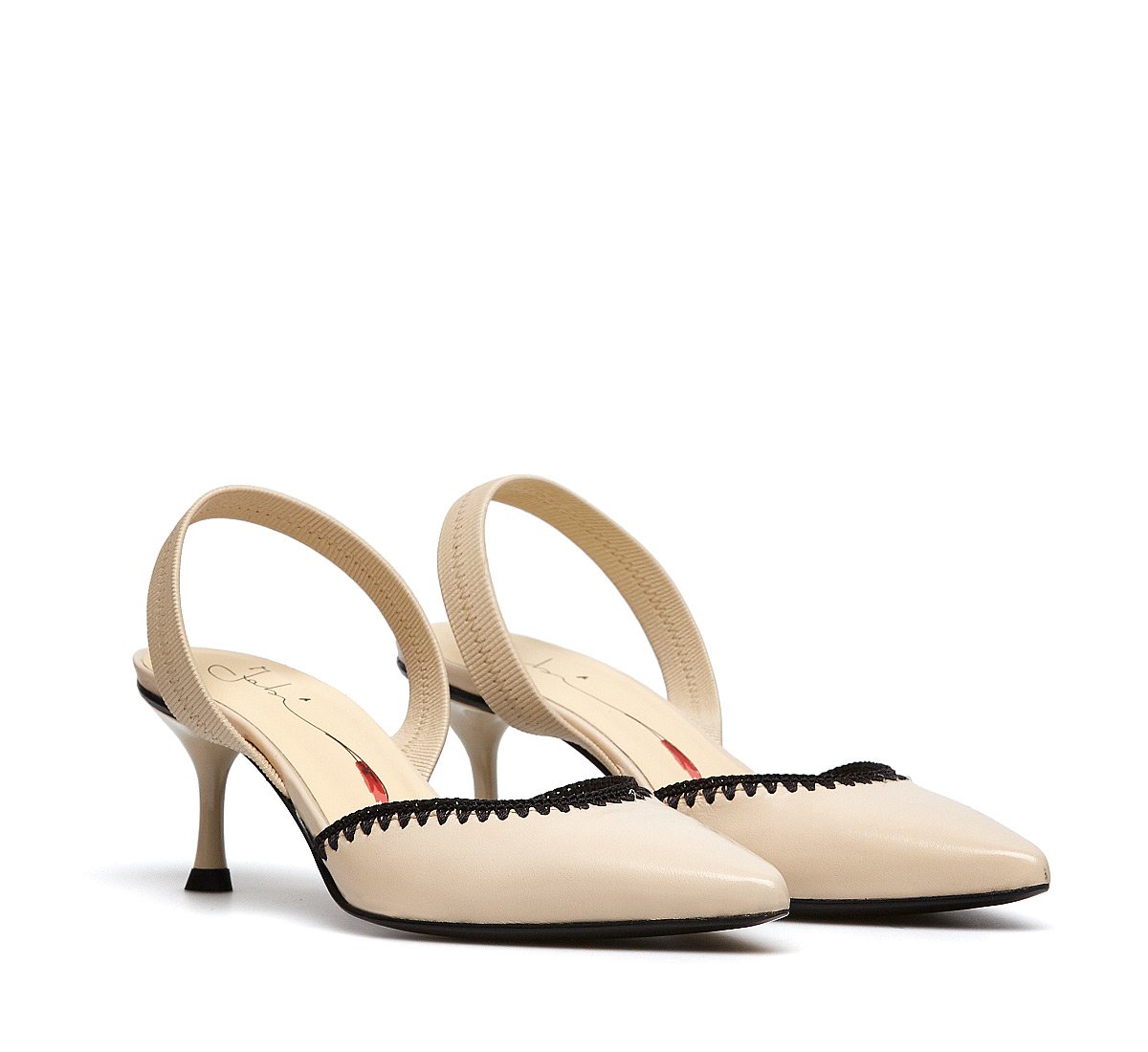 Glossy calfskin pumps