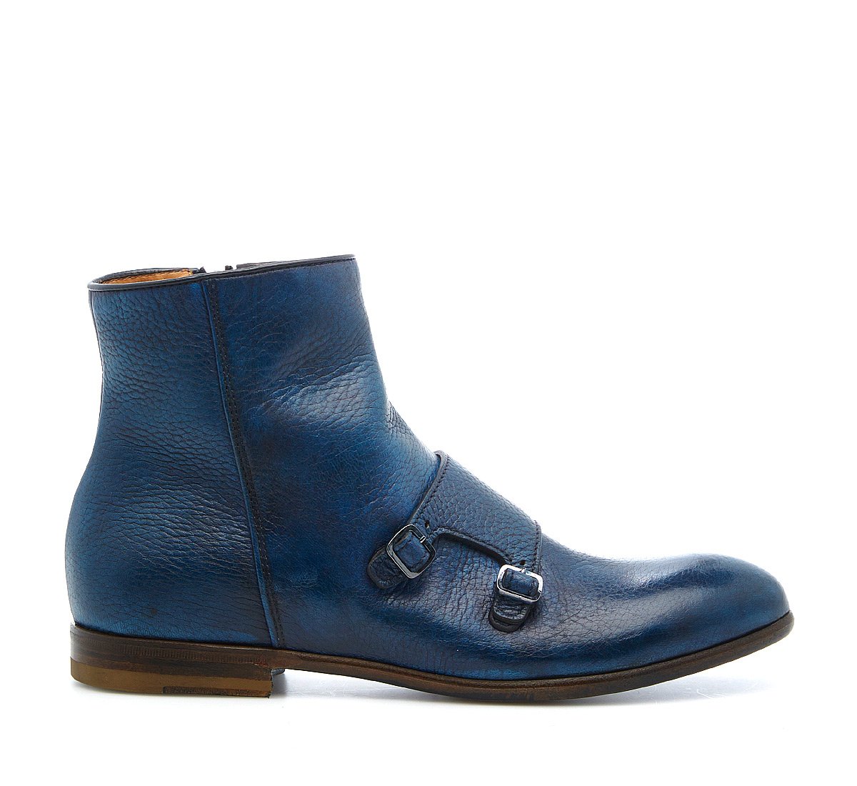 Ankle boots in hand-buffed buckskin