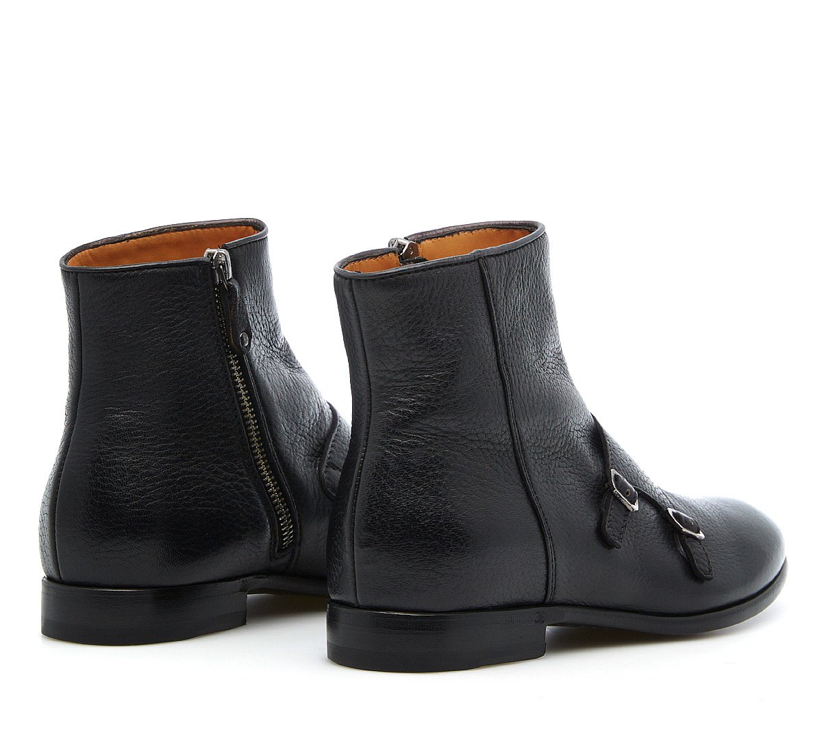Ankle boots in hand-buffed buckskin