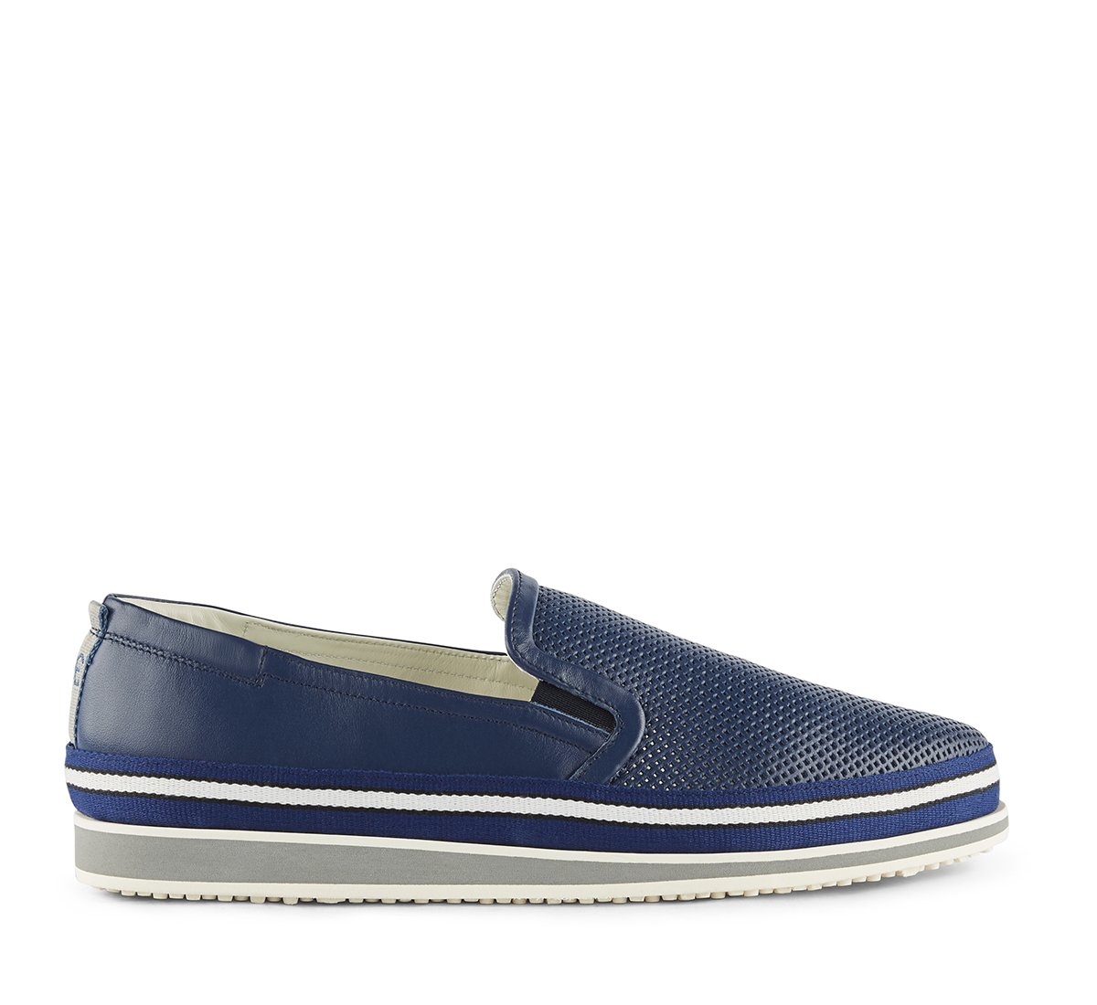Slip on in calf leather