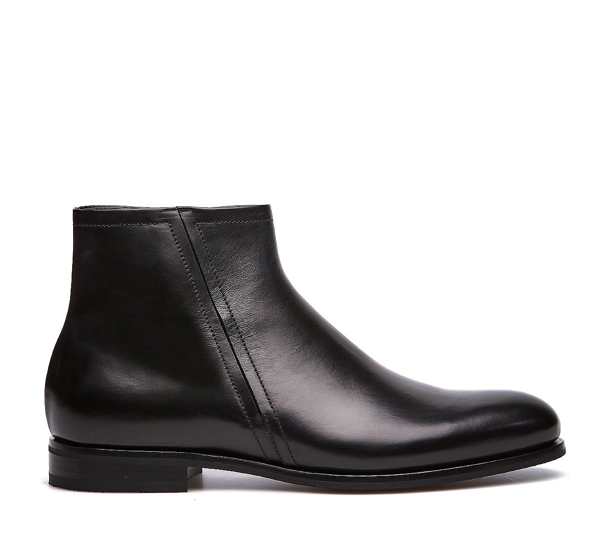 Beatle in calfskin with a warm shearling lining