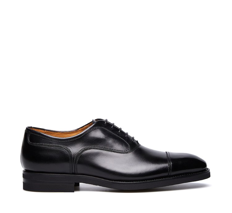 Exquisite calfskin lace-ups