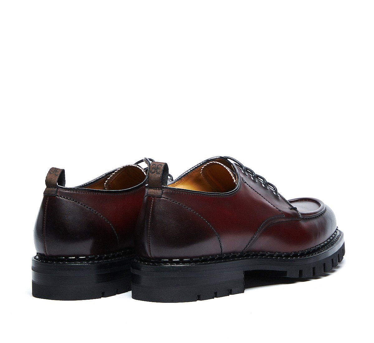 Lace up in calf leather padded by hand - Flex Goodyear construction