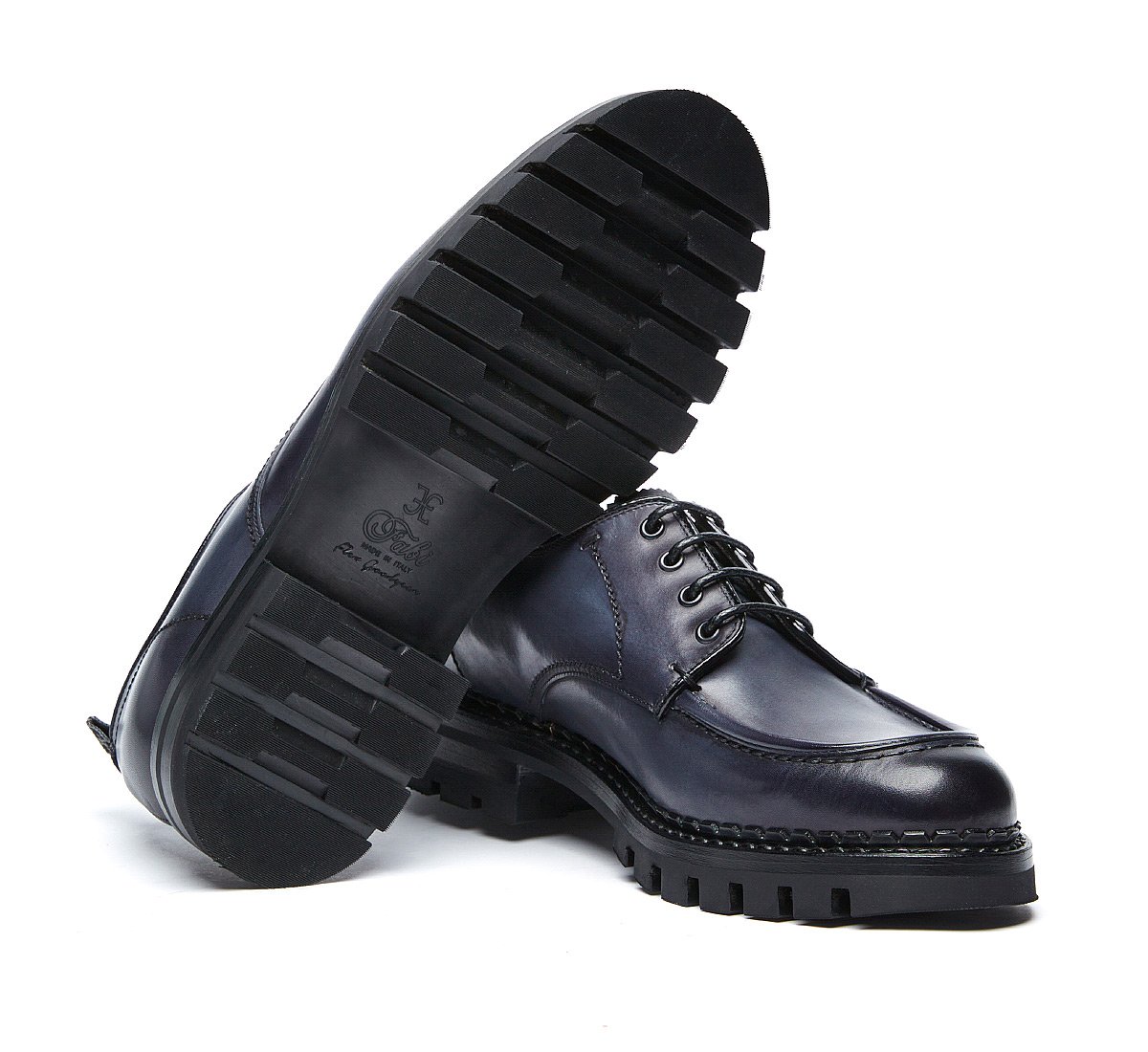 Flex Goodyear lace-ups in luxury calf leather buffed by hand