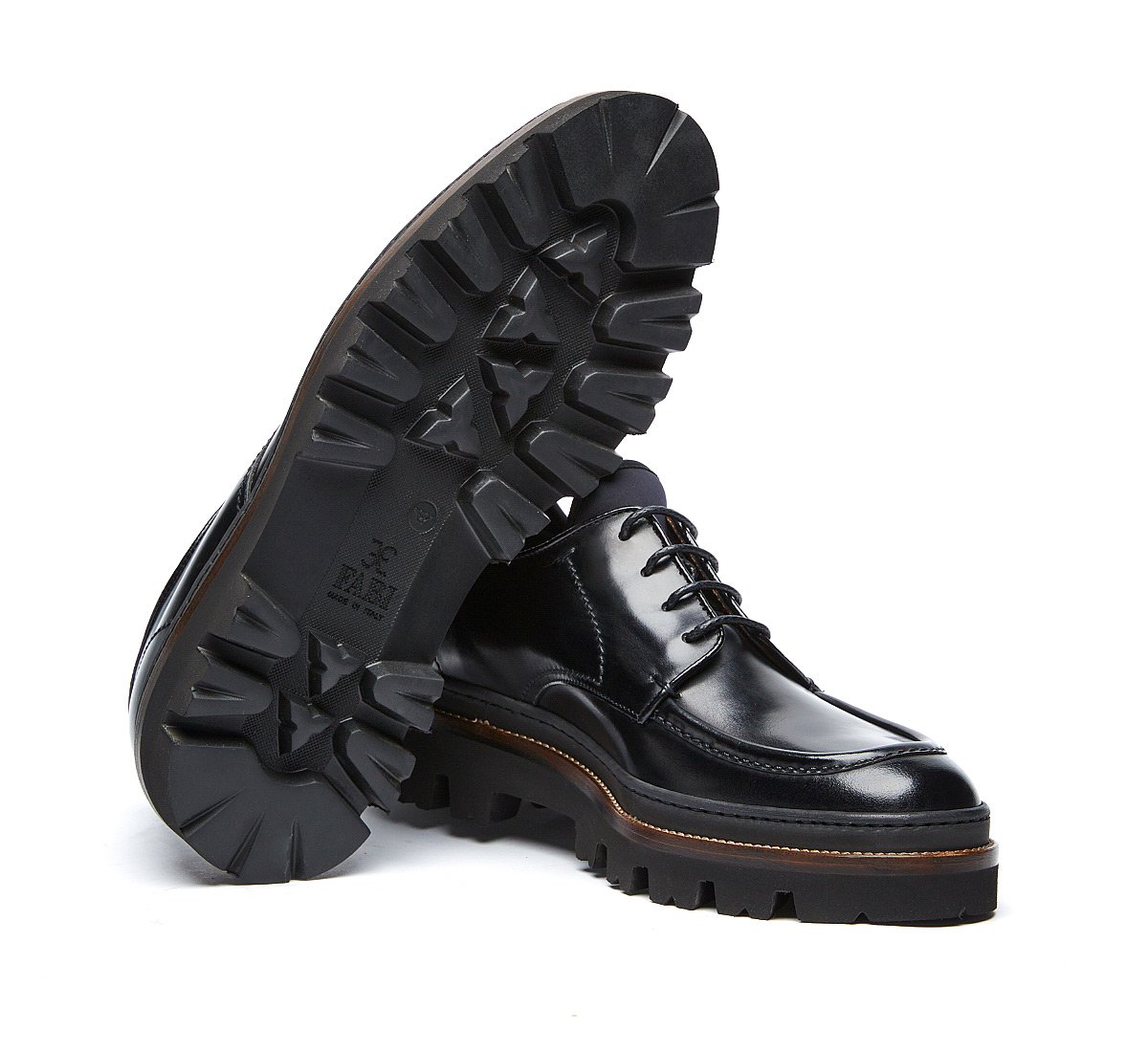 Fabi lace-ups in luxury calf leather