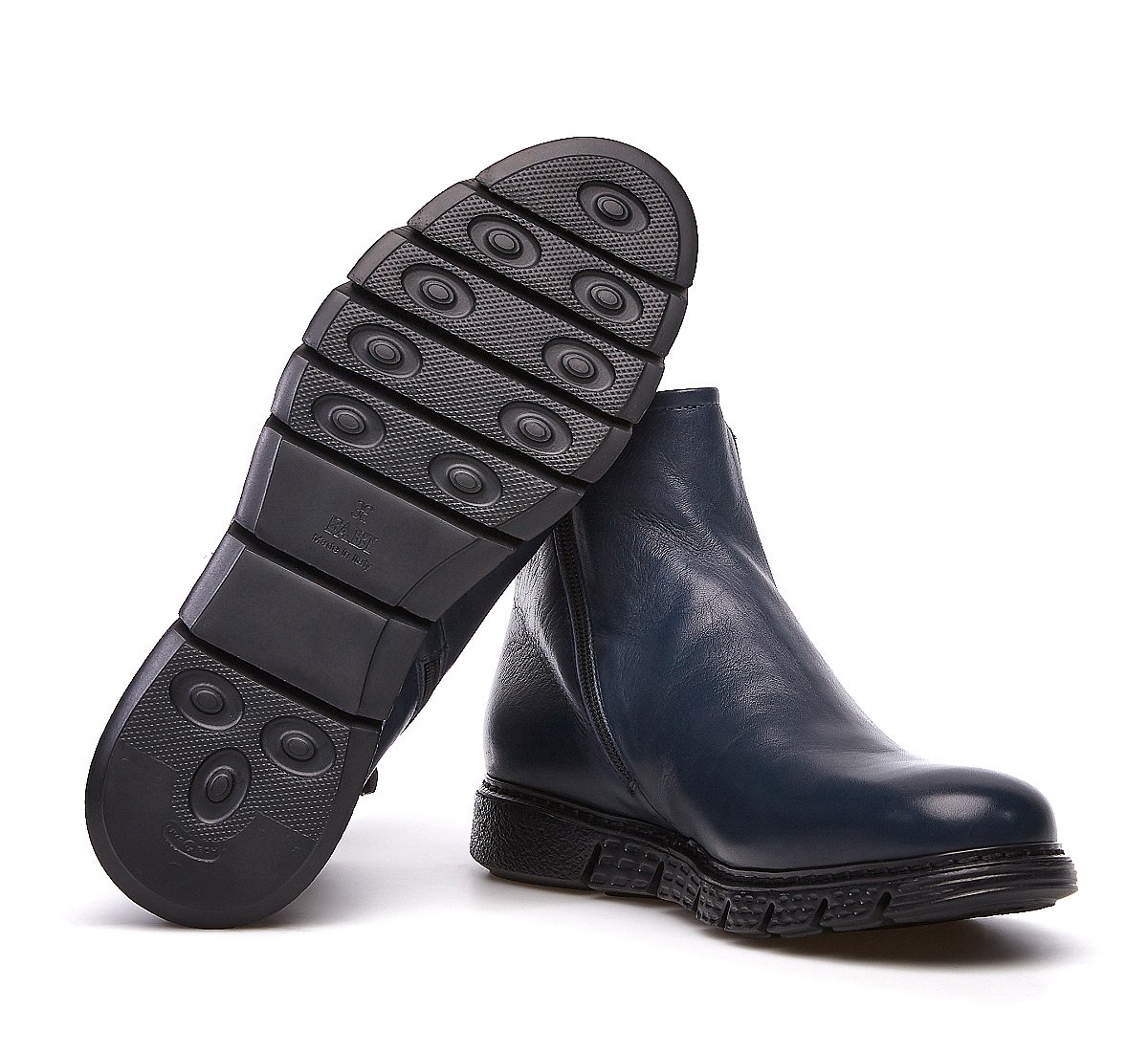 Beatle boots in leather