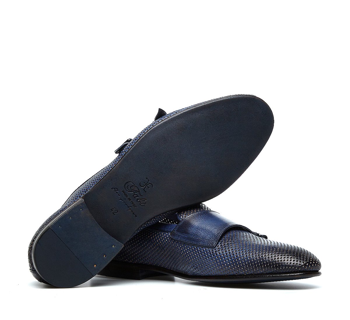 Double-buckle moccasins in exquisite calfskin, constructed using the Goodyear process