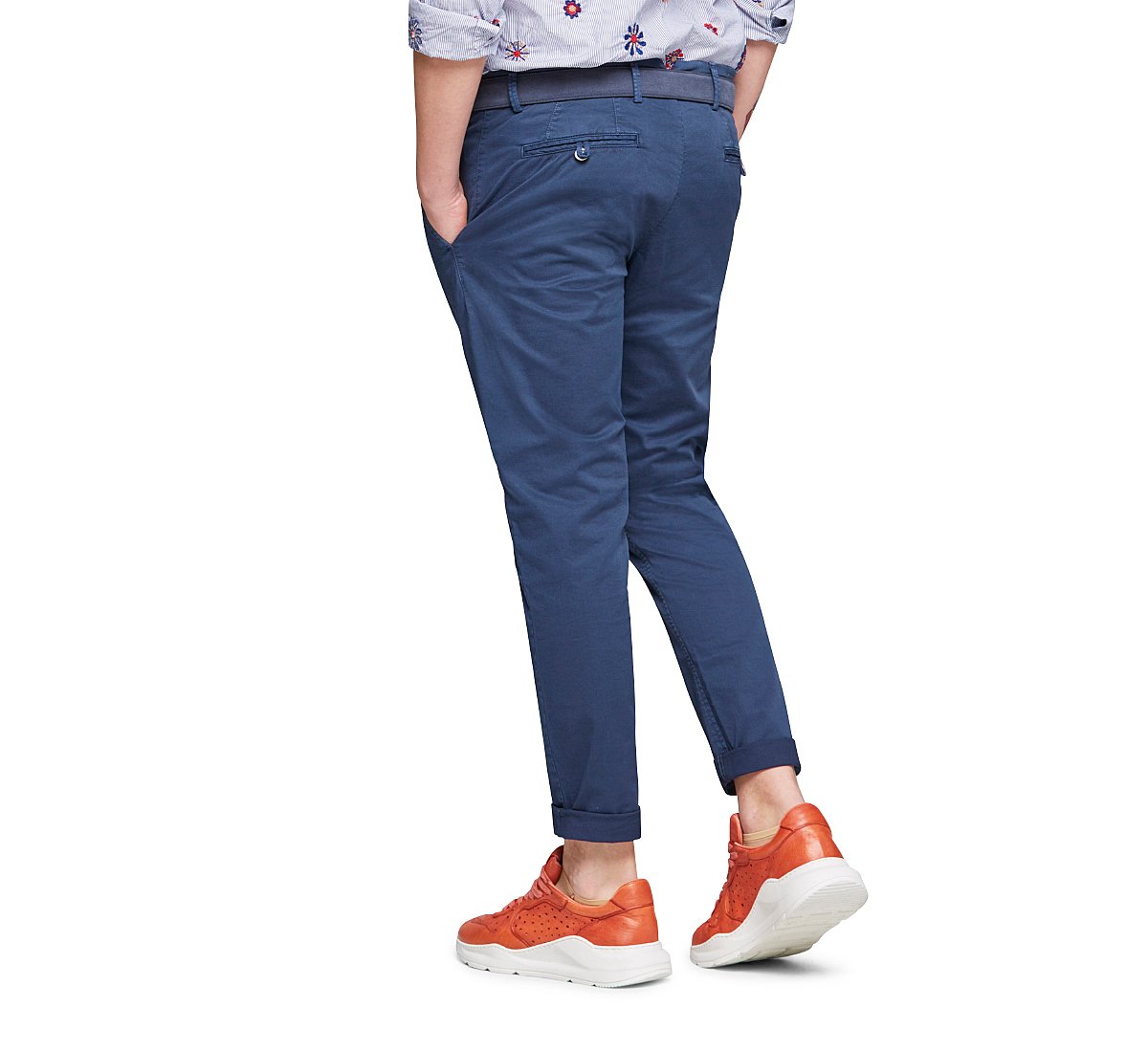 Pantaloni slim fit
