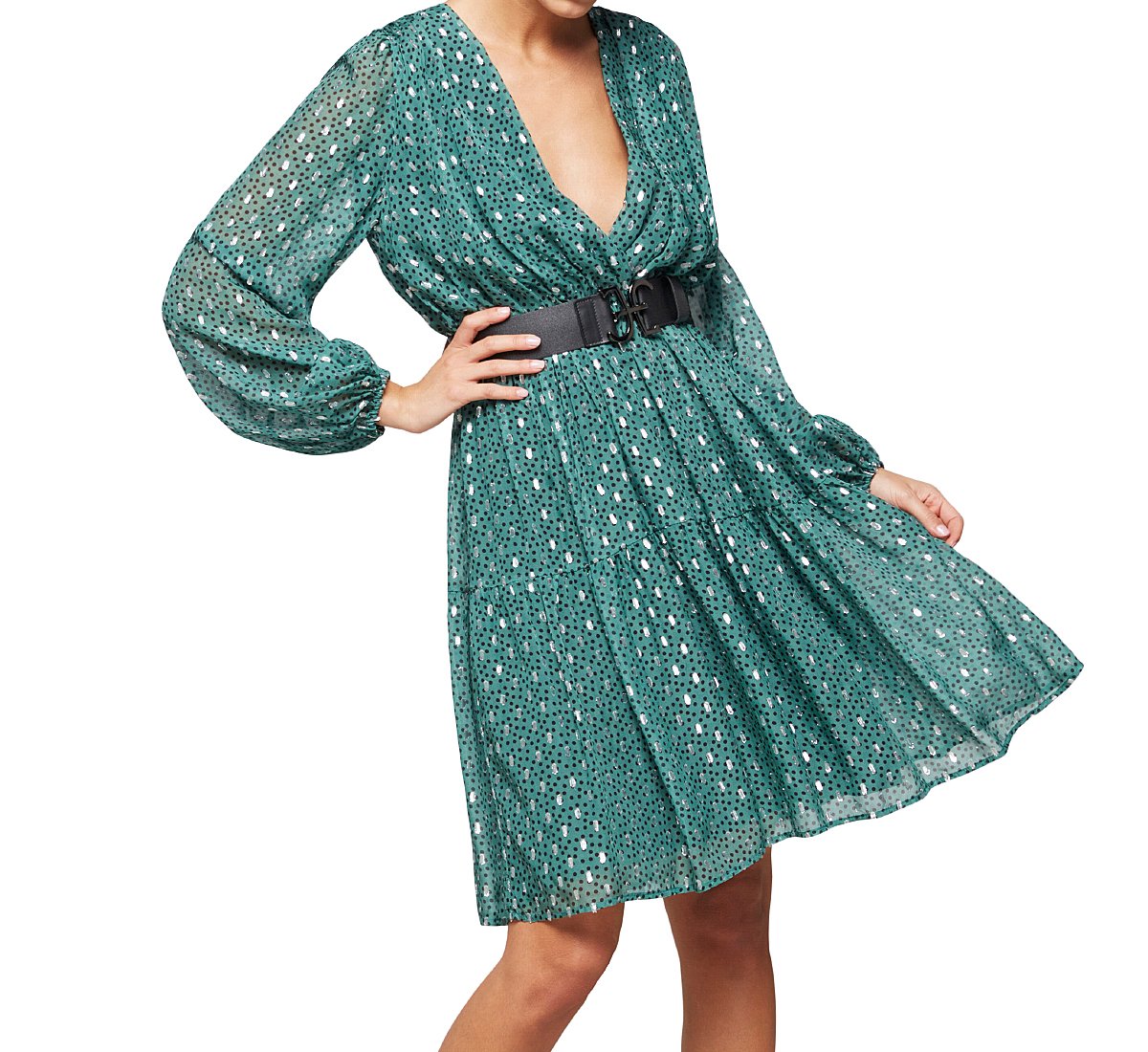 Knee-length viscose dress
