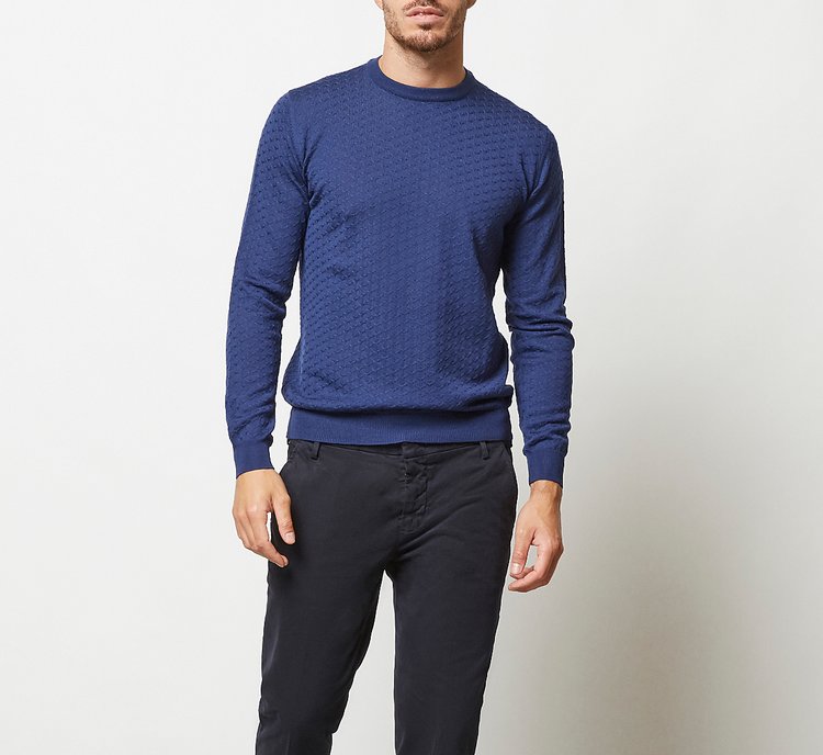 Patterned warm wool sweater