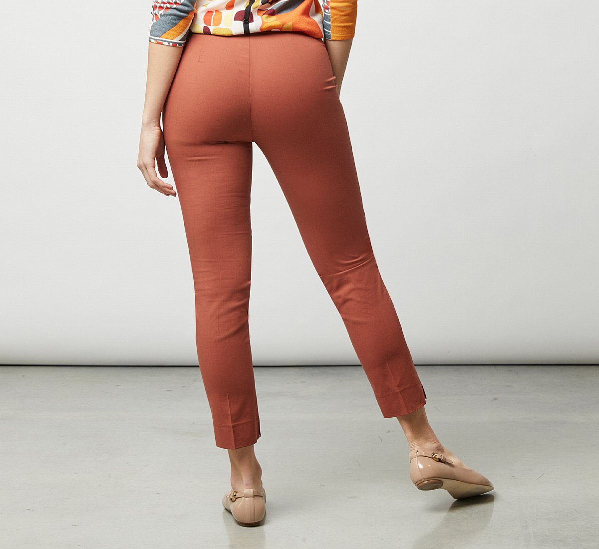 Pantalone in tessuto elasticizzato