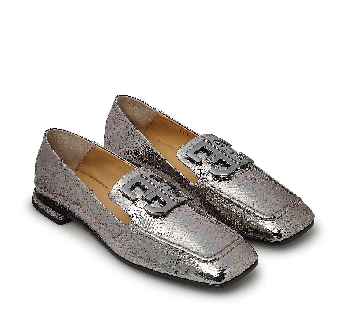 Loafer in exquisite calfskin