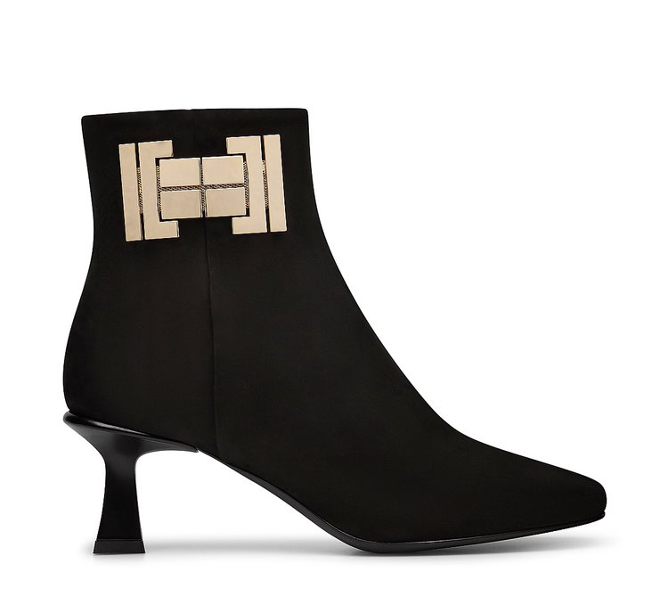 Ankle boot in suede