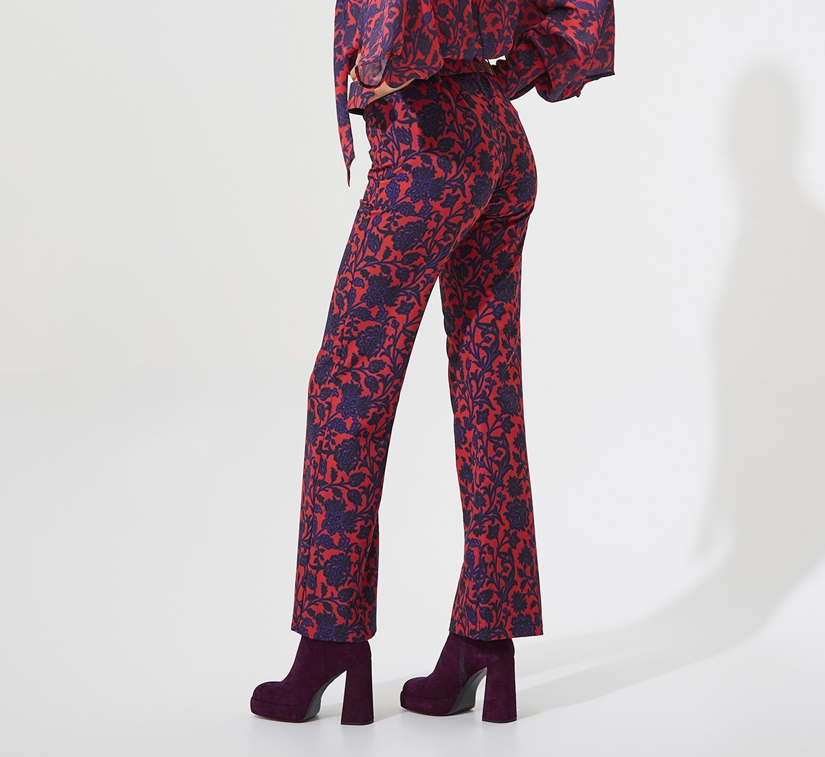Patterned flared trousers