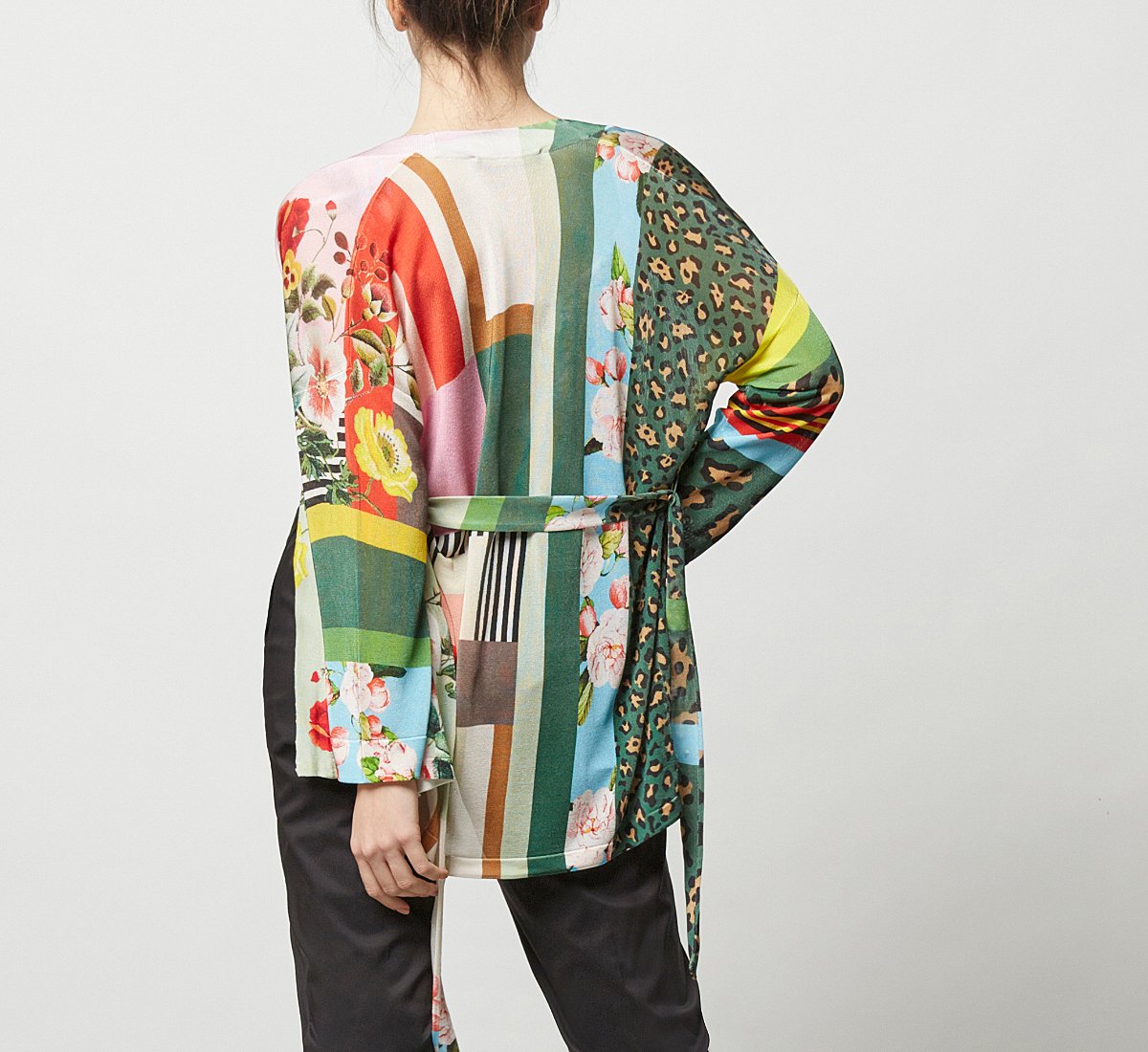 Patterned cardigan and vest set